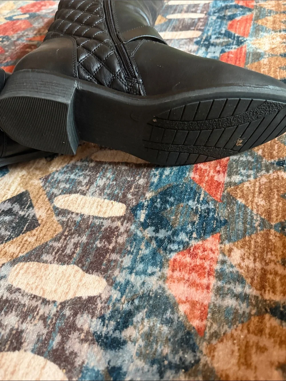 Gloria sleek black